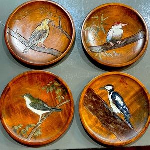 Set of bird wall plates